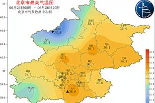 百步穿杨！利拉德13中8砍半场最高22分 三分11中6